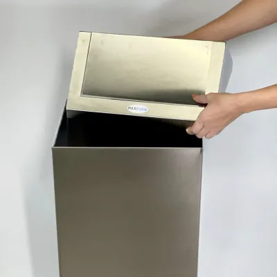 Прямокутне відро для сміття з поворотною кришкою / Бак з нержавіючої сталі з кришкою 80л