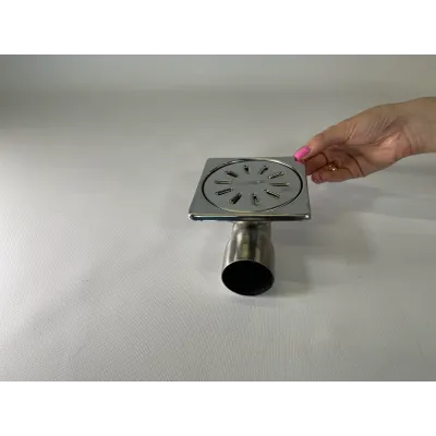 Трап із нержавіючої сталі SLIM 10*10см, горизонтальний, D50